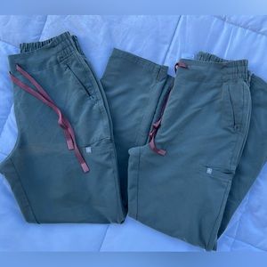 FIGS Evans
Size S - Petite Skinny Scrub
Pants